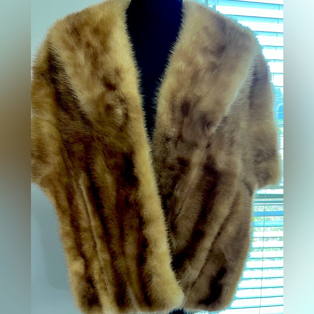 Vintage Mink Shaw 2